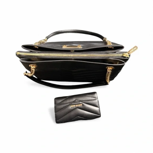 Michael Kors Whitney Quilted Tote & Wallet Set – Luxury Designer Bag - Picture 9 of 14